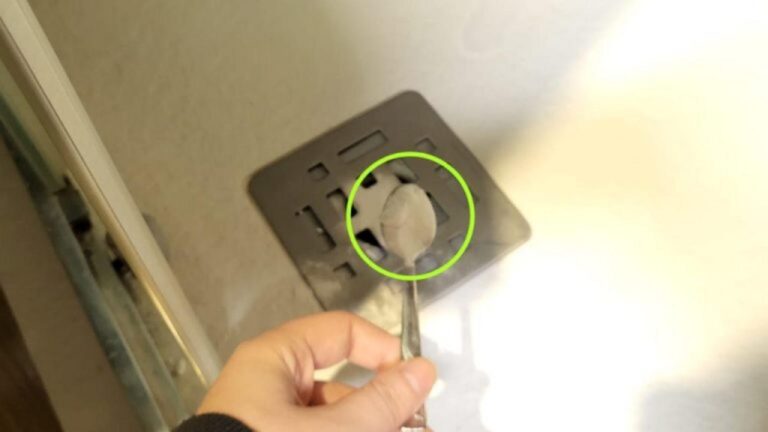Ekelgeruch im Abfluss? So beseitigen Sie ihn dauerhaft!